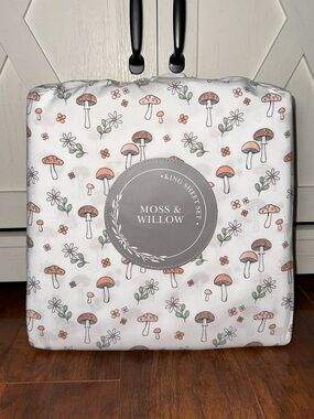 Pink Mushroom Print Sheet Set